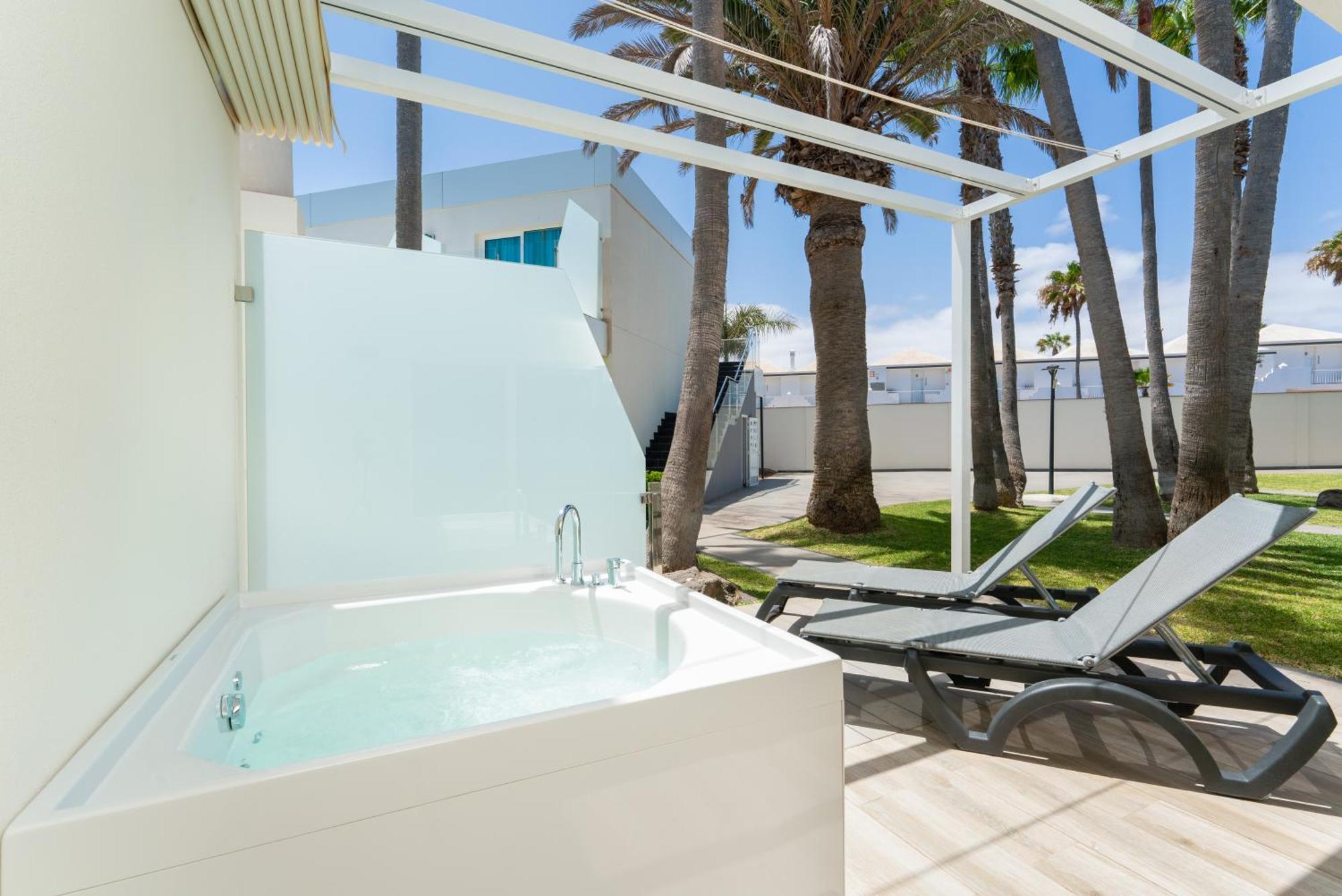 Barcelo Sands